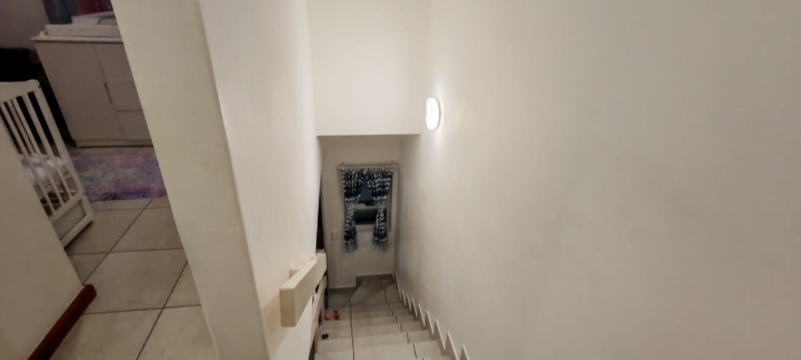 2 Bedroom Property for Sale in Stratford Green Western Cape